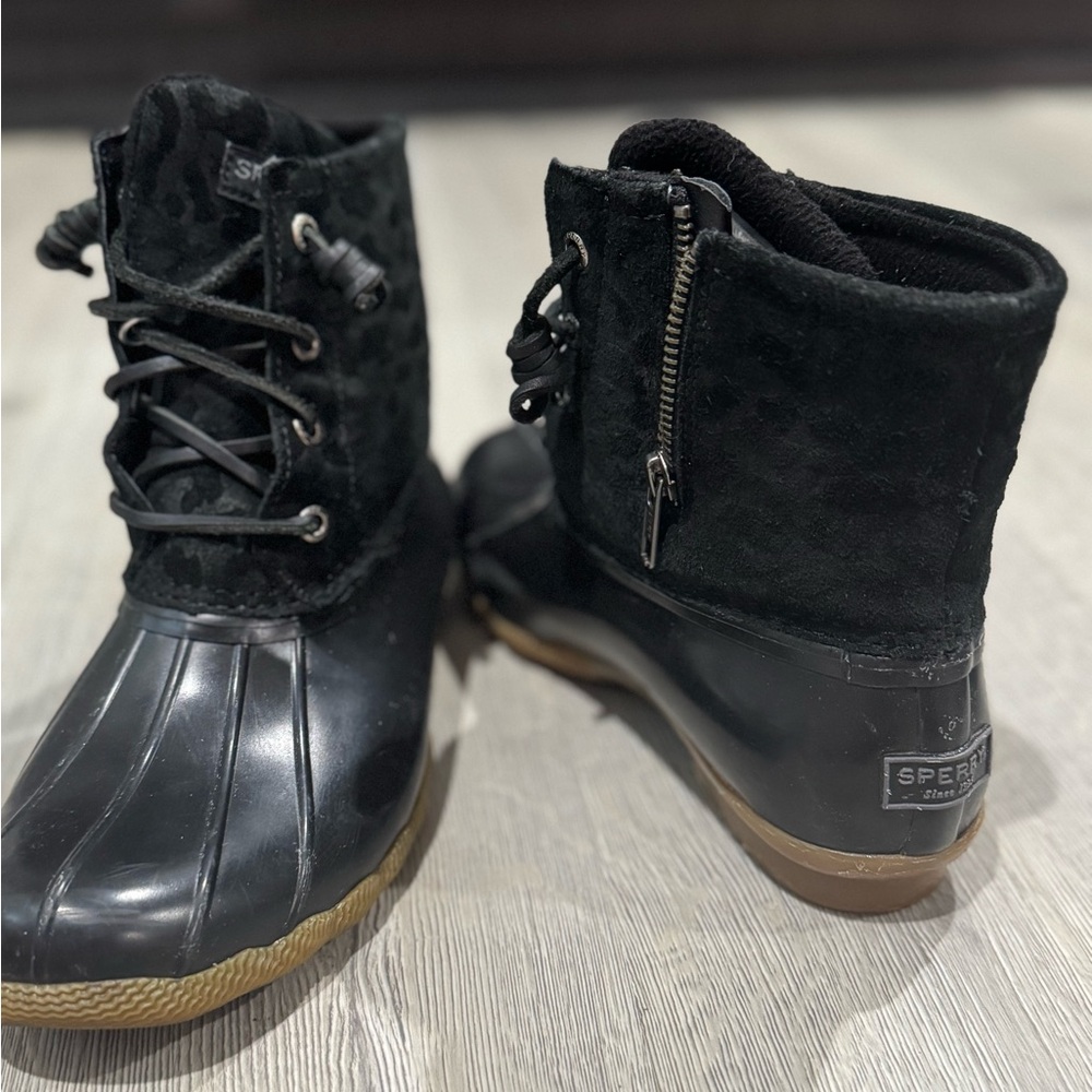 Sperry Duck Boots - black/leopard women size 7